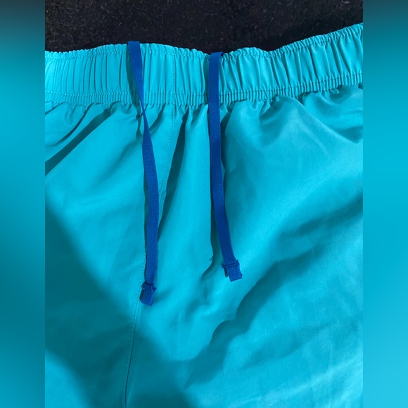 Nike Shorts - Picture 6 of 7